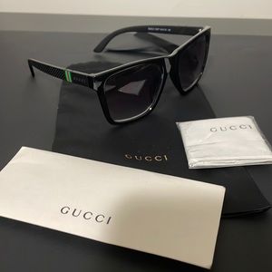 Gucci square sunglasses.